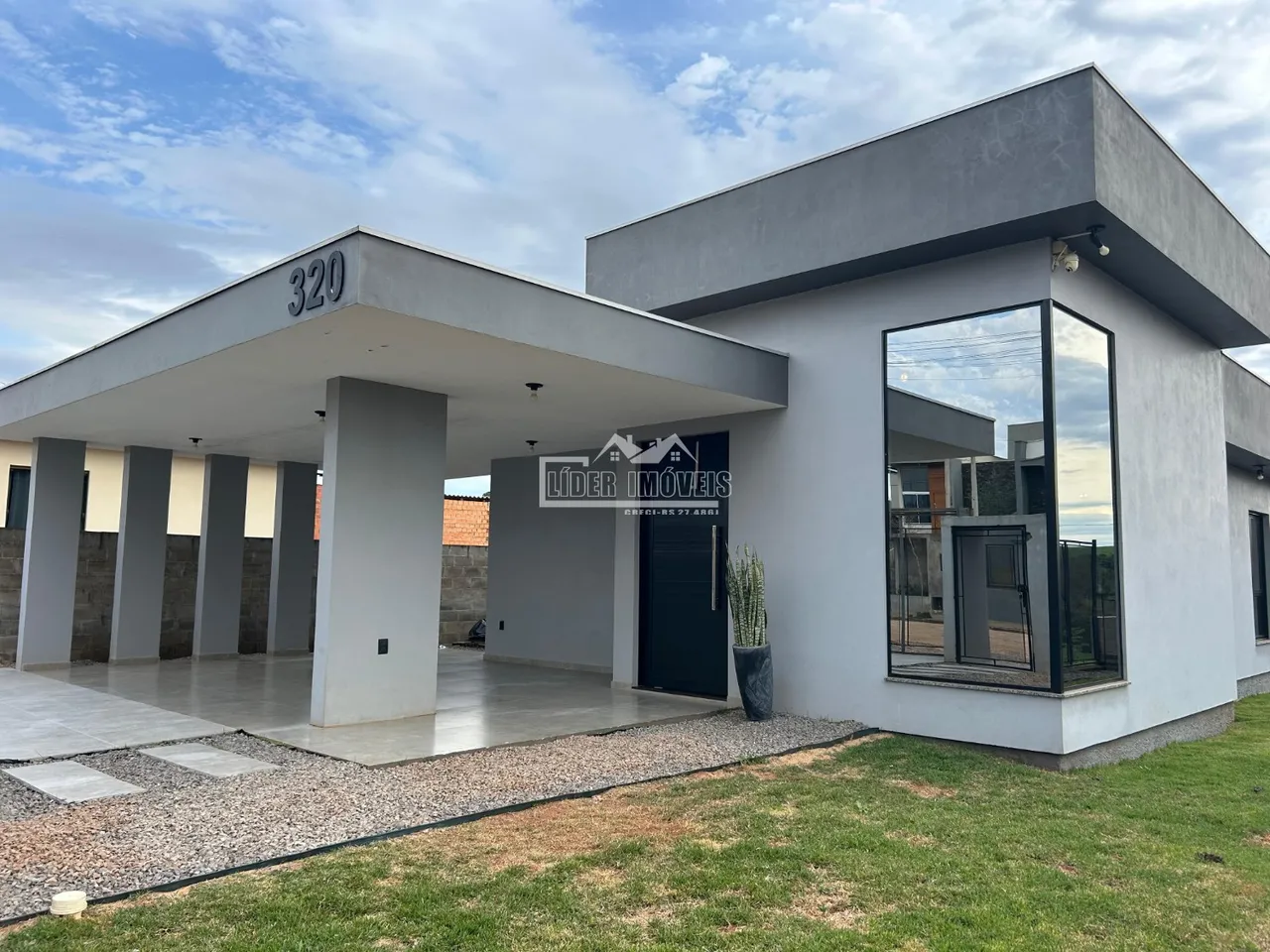 Casa com 2 dormitórios, foto 1