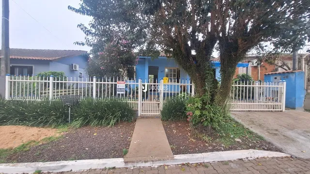 Casa com 2 dormitórios