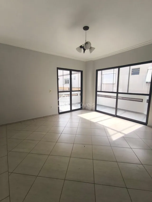 Apartamento com 3 dormitórios