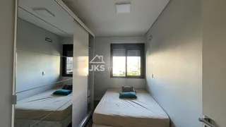 Apartamento com 2 dormitórios, foto 8