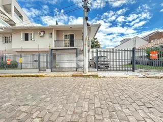 Casa com 3 dormitórios, foto 1