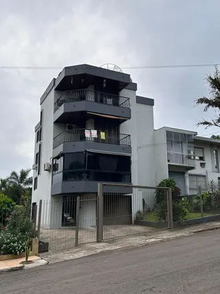 Apartamento com 3 dormitórios, foto 2