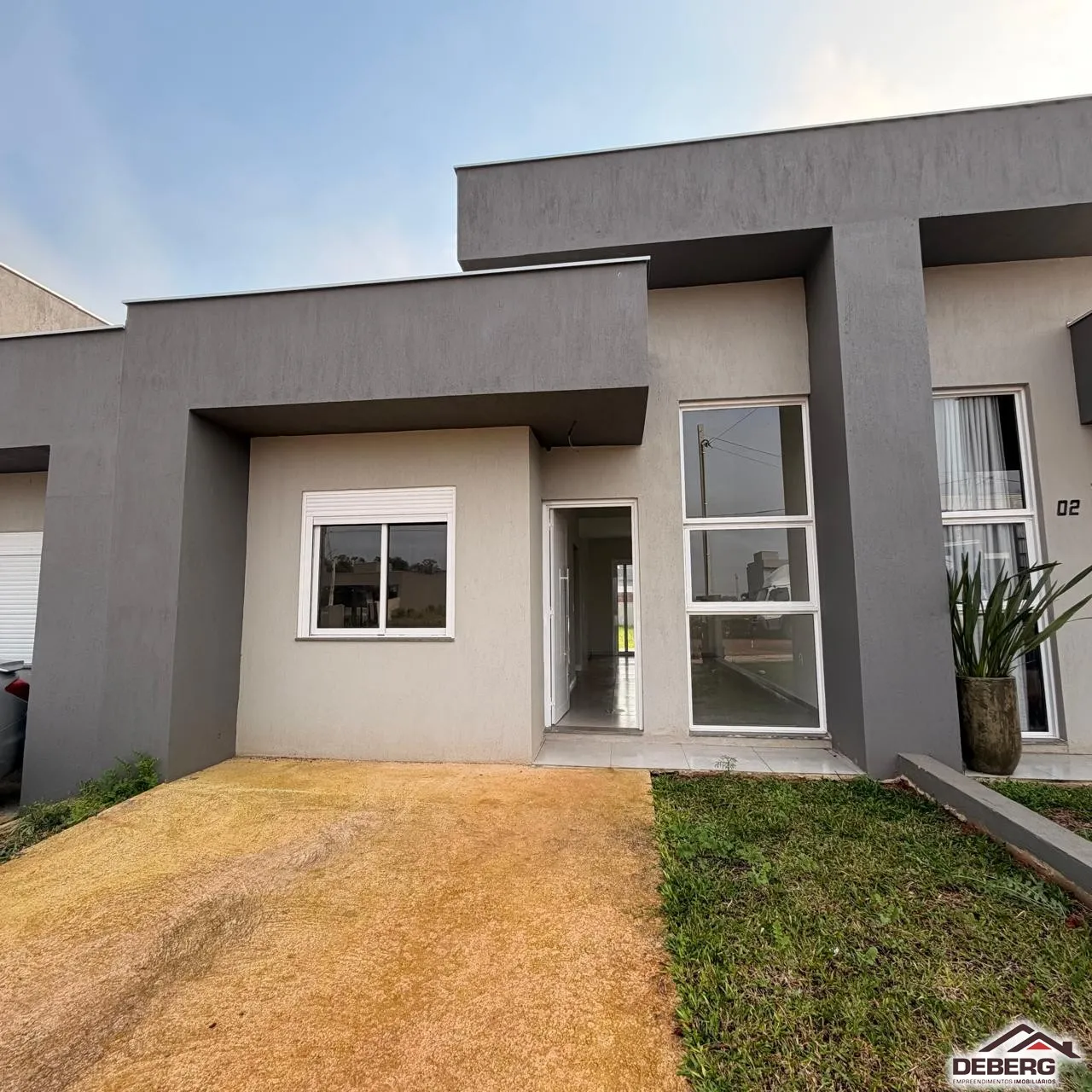 Casa geminada com 2 dormitórios, foto 1
