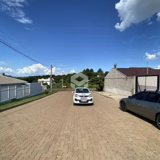 Vista da rua e propriedade em Lajeado, Brasil.