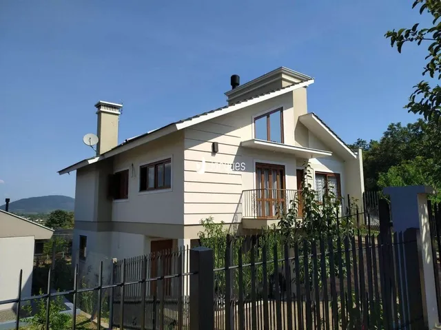 Casa com 4 dormitórios, foto 2