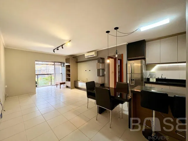 Apartamento com 2 dormitórios