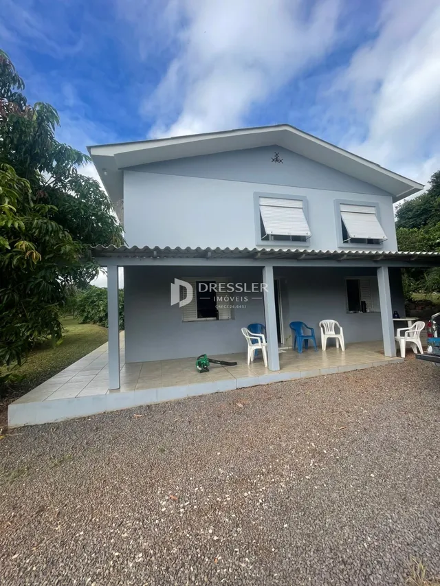 Área rural com 4 dormitórios
