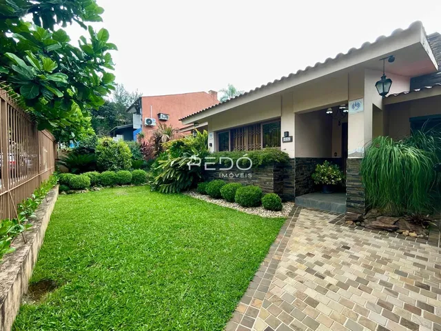 Casa com 3 dormitórios