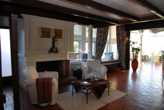 Casa com 8 dormitórios, foto 5