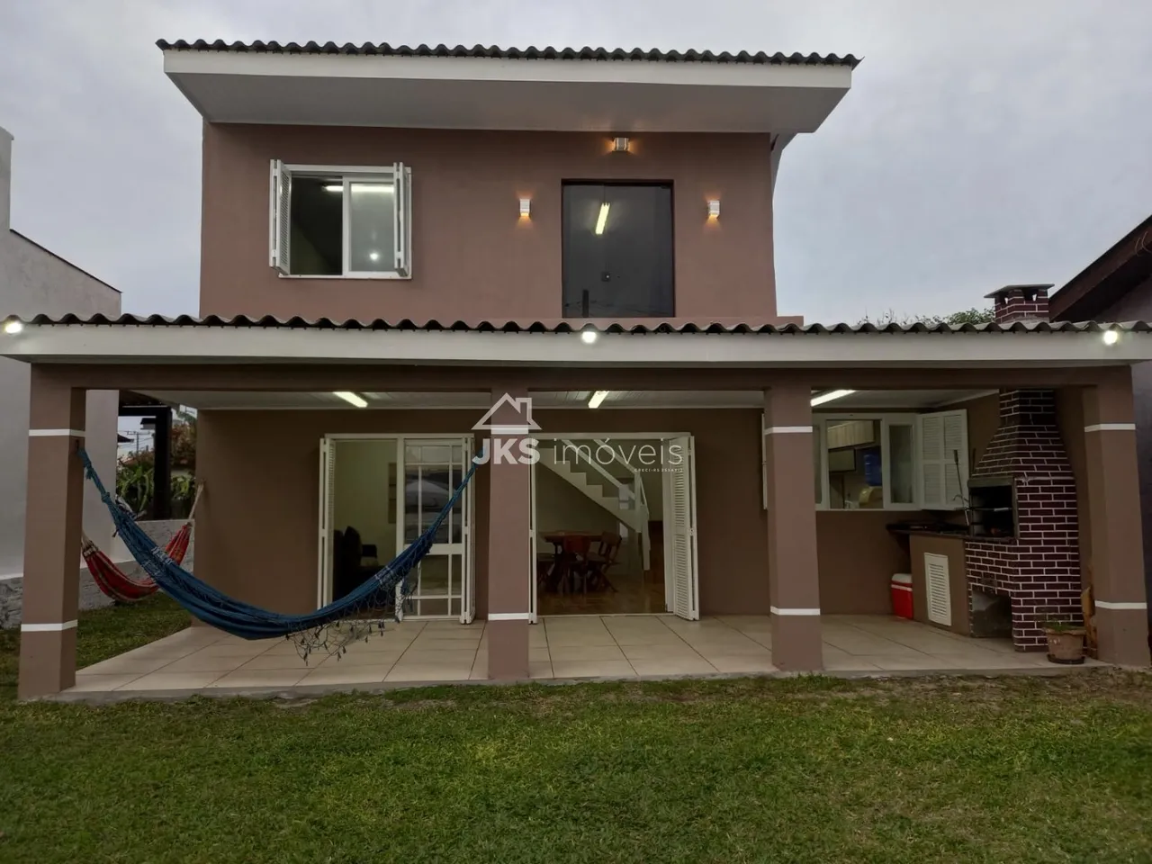 Casa com 2 dormitórios, foto 1