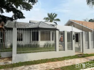 Casa com 3 dormitórios, foto 1