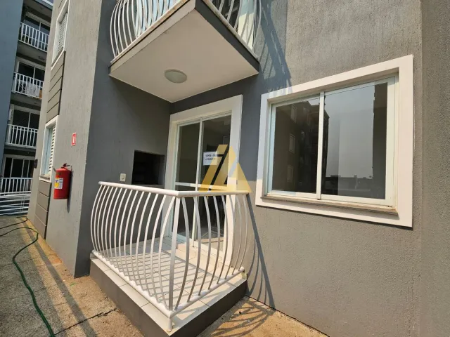 Apartamento com 2 dormitórios