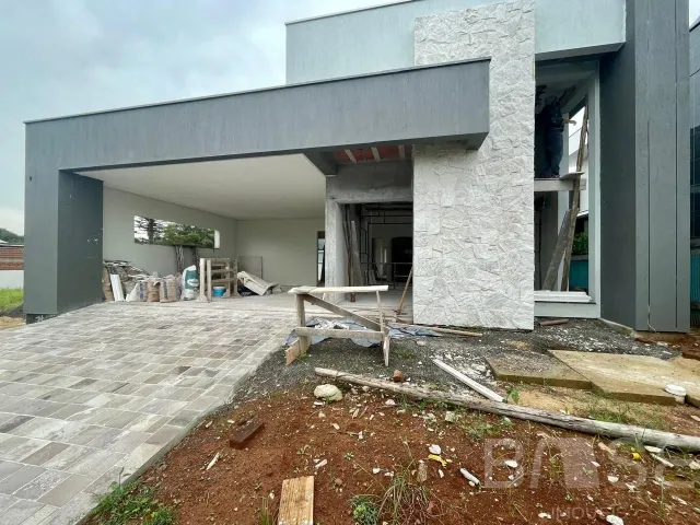 Casa com 3 dormitórios