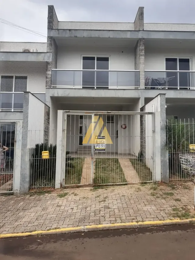 Sobrado com 2 dormitórios