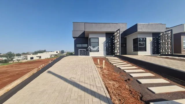 Casa com 3 dormitórios