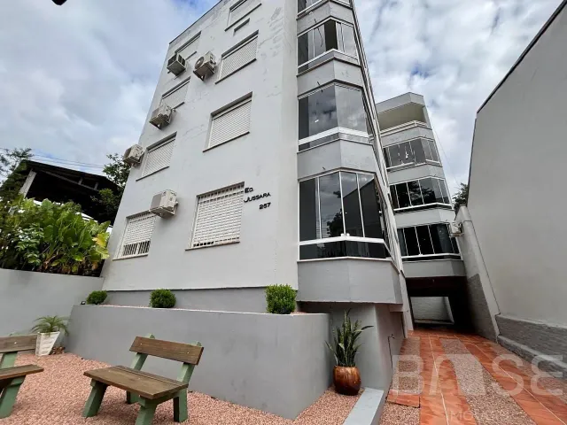 Apartamento com 2 dormitórios