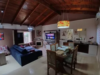 Casa com 3 dormitórios, foto 2