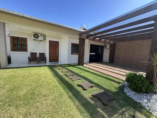 Casa com 3 dormitórios