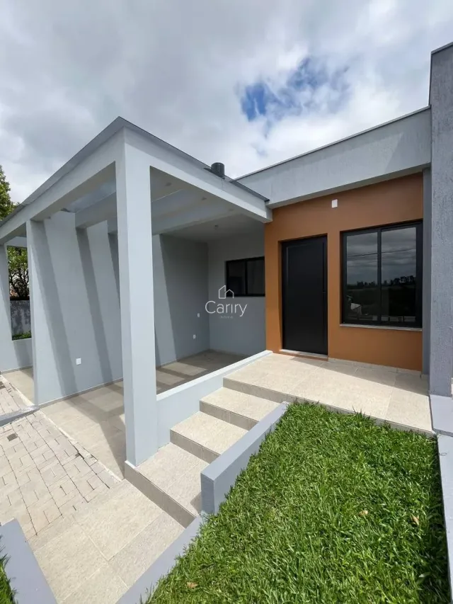 Casa geminada com 2 dormitórios