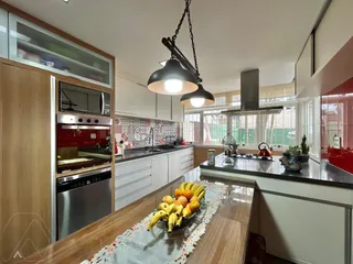 Casa com 6 dormitórios, foto 7