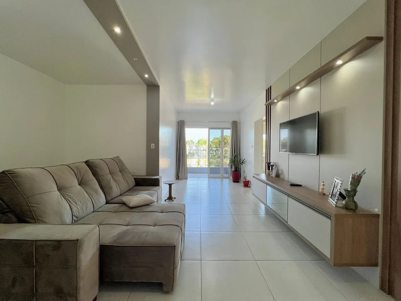 Apartamento com 2 dormitórios, foto 1