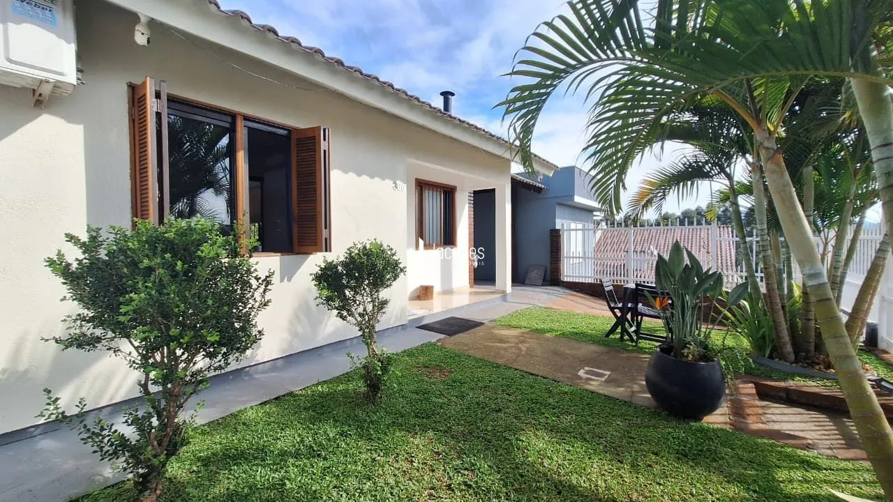 Casa com 2 dormitórios, foto 1