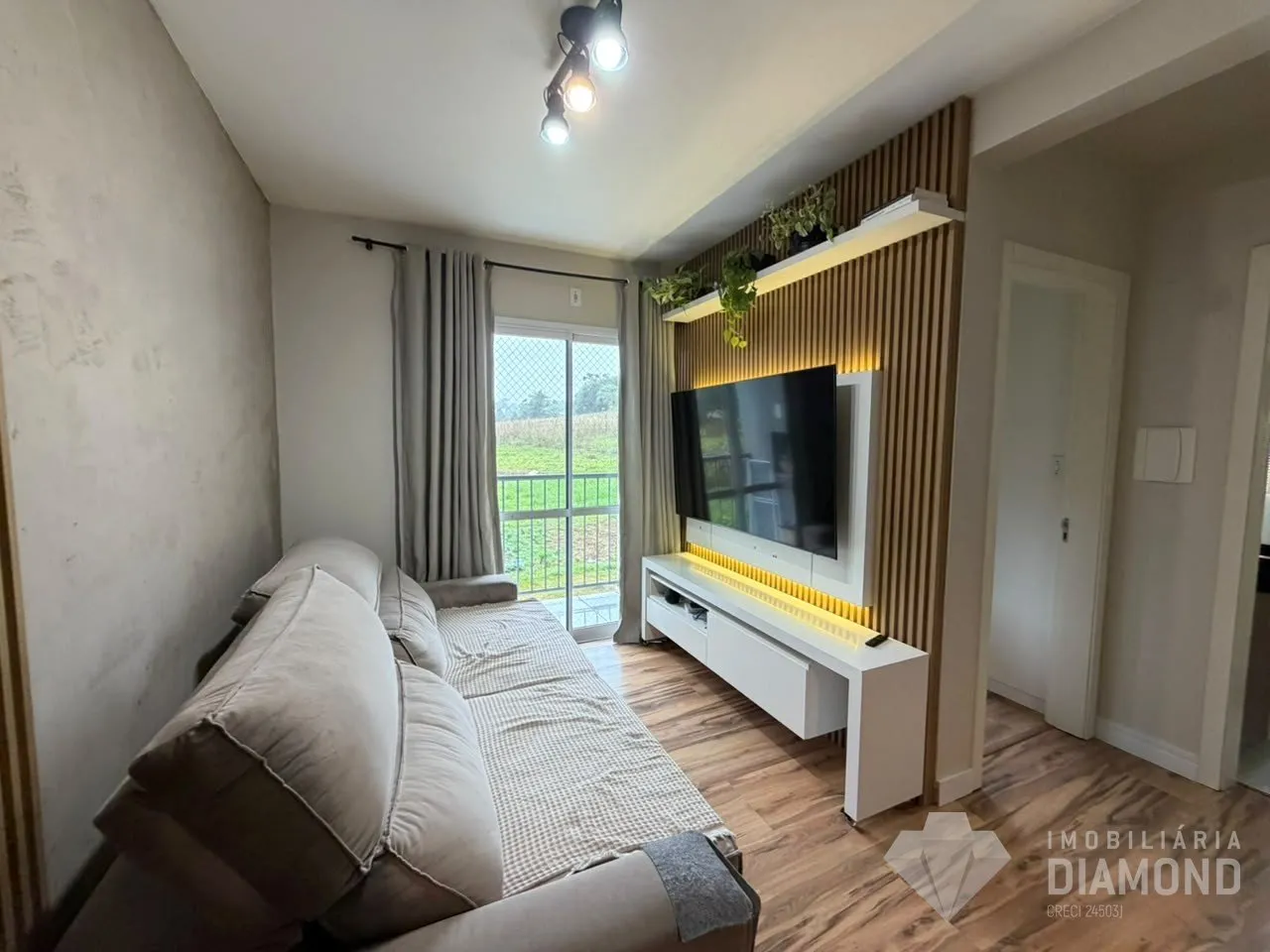 Apartamento com 2 dormitórios, foto 1