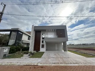 Fachada de uma residência moderna em Lajeado, Brasil.