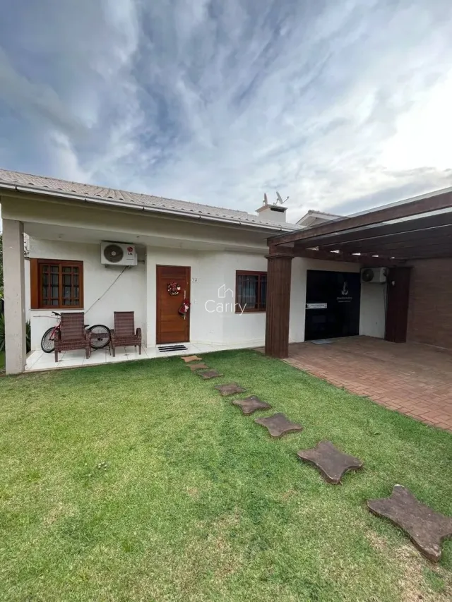 Casa com 3 dormitórios