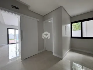 Hall de entrada interno de uma propriedade em Lajeado.
