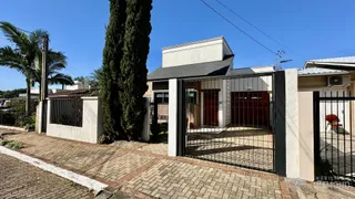 Casa com 3 dormitórios, foto 2