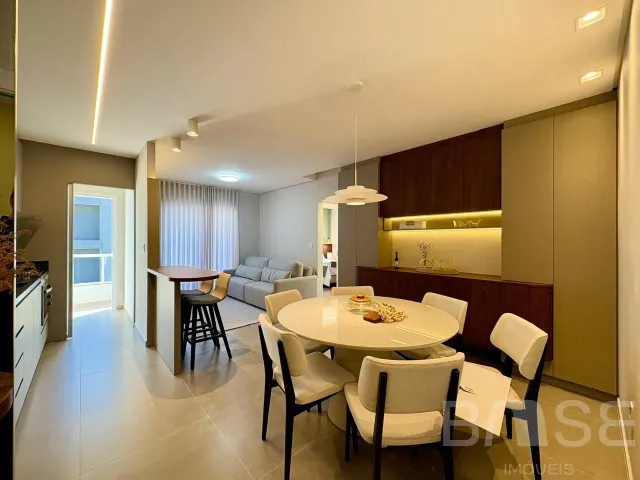 Apartamento com 2 dormitórios