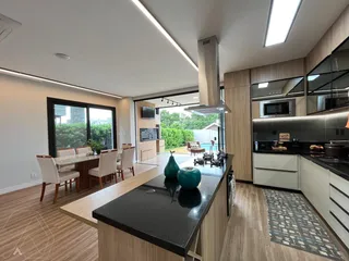 Casa com 4 dormitórios, foto 5
