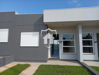 Casa geminada com 2 dormitórios, foto 1
