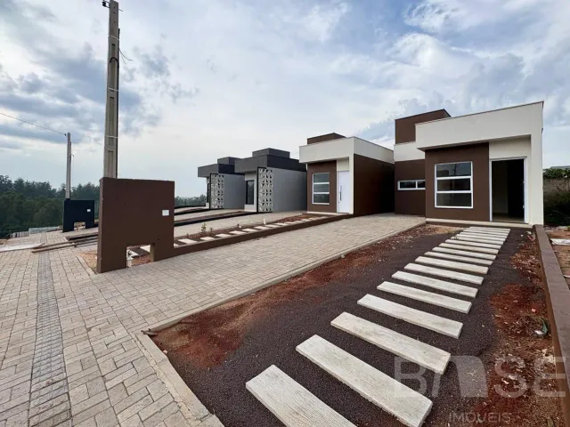Casa geminada com 3 dormitórios