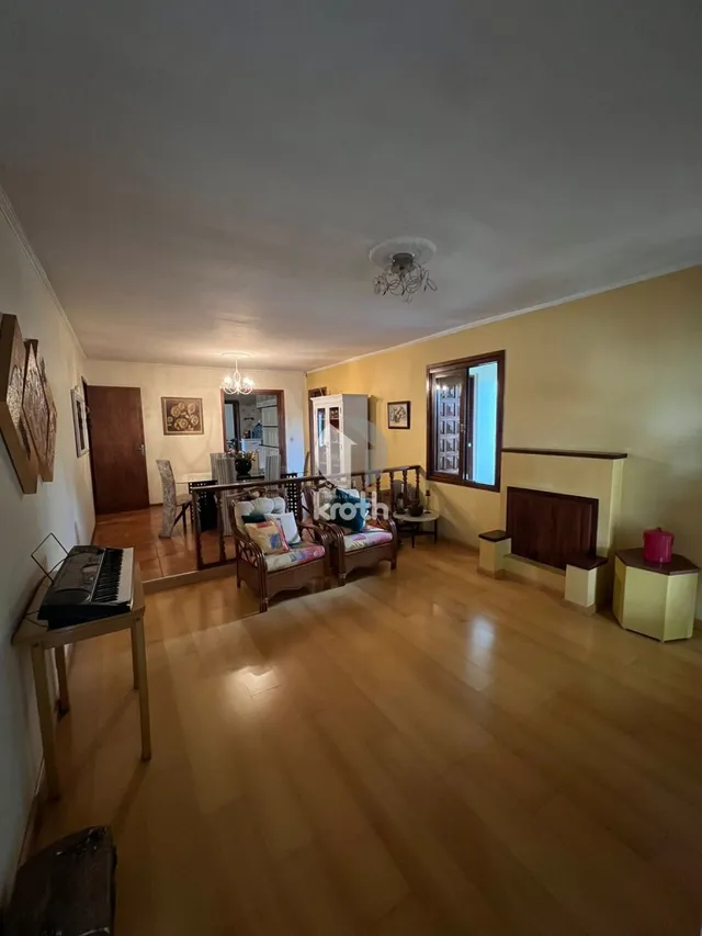 Casa com 4 dormitórios, foto 2