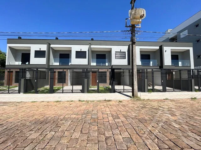 Sobrado com 2 dormitórios