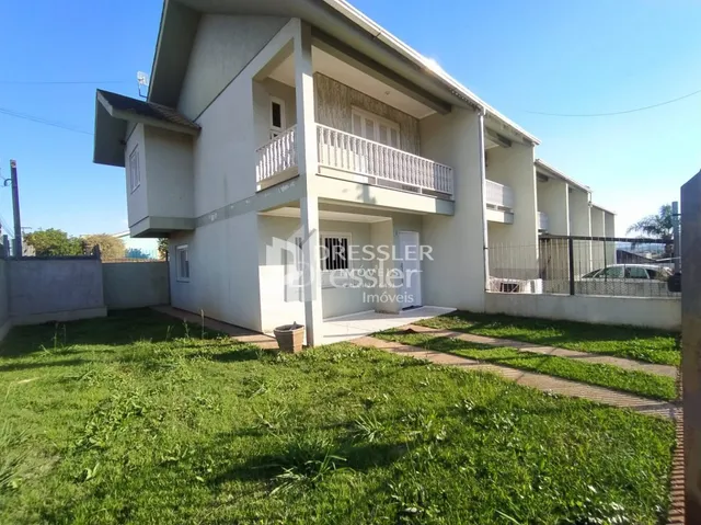 Fachada de uma casa residencial em Lajeado, Brasil.