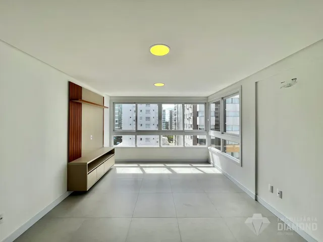 Apartamento com 2 dormitórios, foto 2