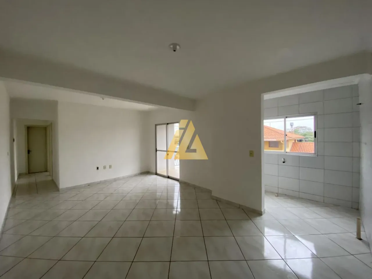 Apartamento com 2 dormitórios, foto 1