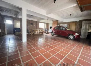 Casa com 4 dormitórios, foto 2