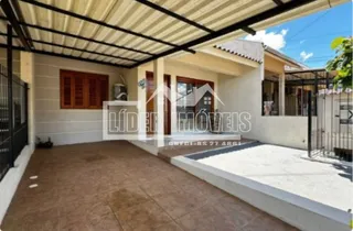 Casa geminada com 2 dormitórios