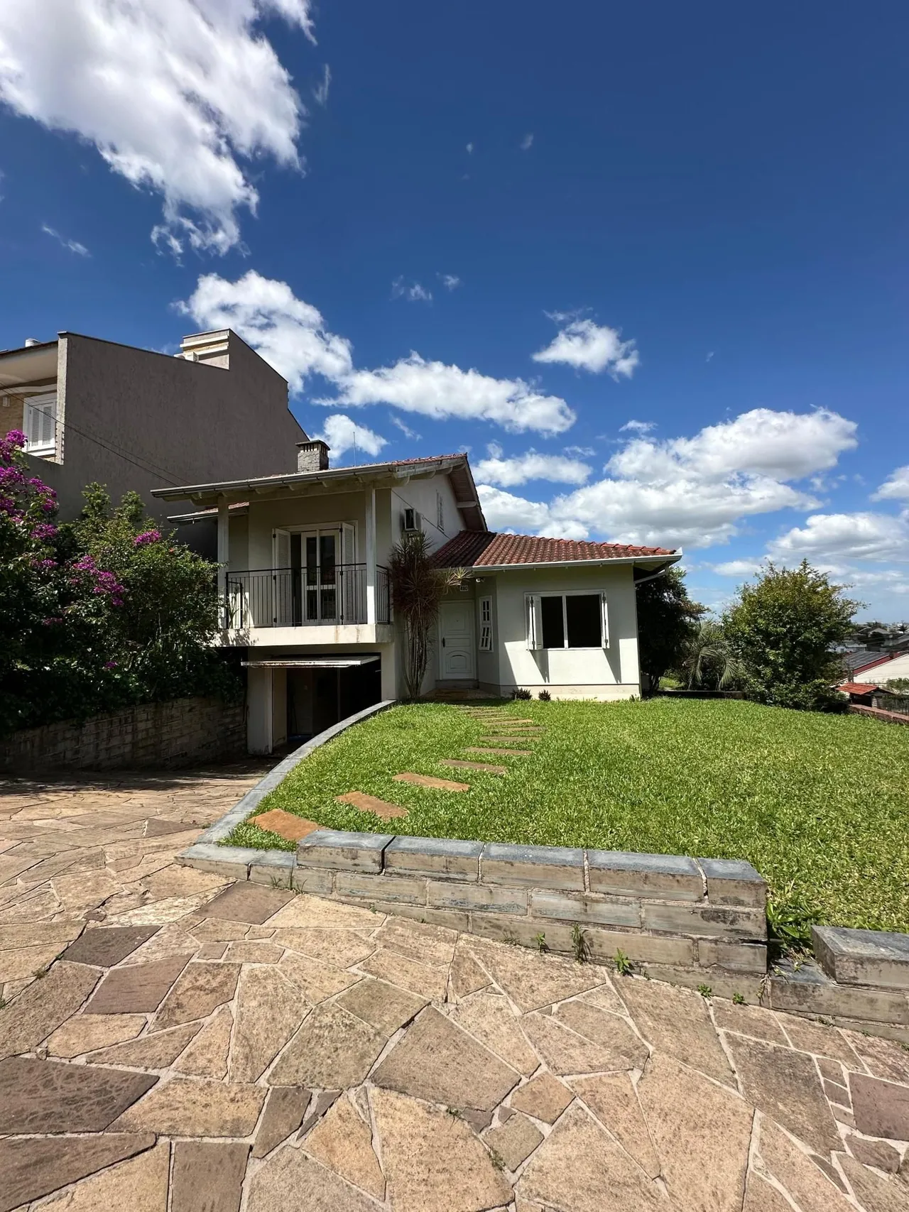 Casa com 3 dormitórios, foto 1