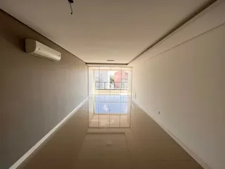 Apartamento com 3 dormitórios, foto 2