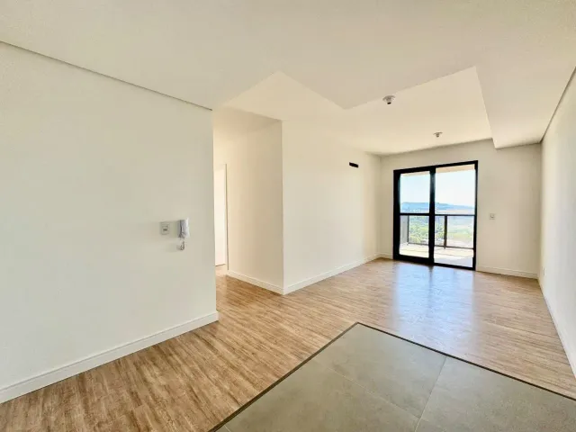 Apartamento com 2 dormitórios, foto 2