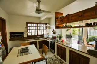 Casa com 4 dormitórios, foto 4