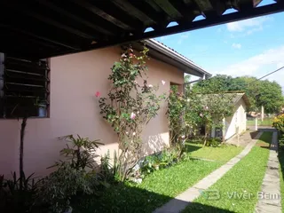 Casa com 4 dormitórios, foto 1