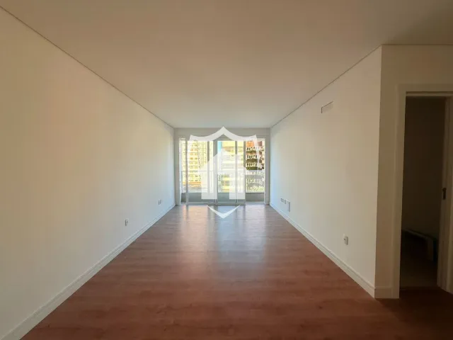 Apartamento com 2 dormitórios, foto 3