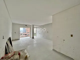 Espaço interno vazio de uma residência em Lajeado, Brasil.