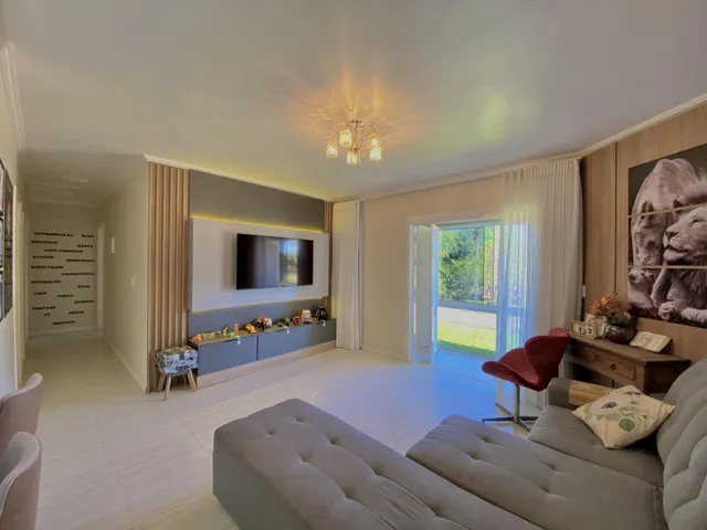 Casa com 3 dormitórios
